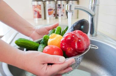 Mayo Clinic Minute: Why You Need to Wash Produce