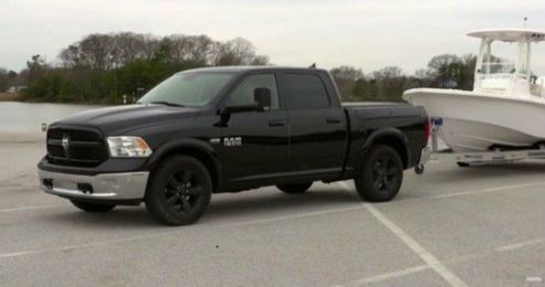 Choosing a Tow Vehicle for Your Boat