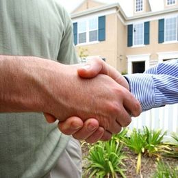 Why do I Need a Landscape Lighting Professional to Install my Lights?