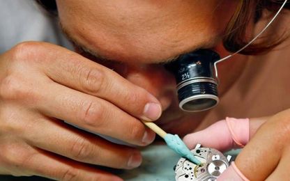 9 tips for keeping your favorite jewelry in top shape