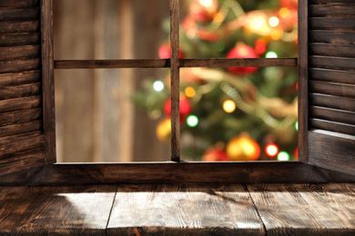 Making a Choice Between Faux Wood Blinds, Wood Blinds and Wood Shutters