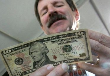 Why we should get rid of dollar bills larger than $10
