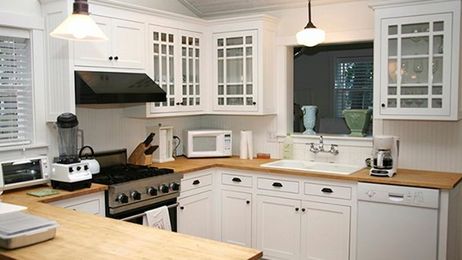 Need new kitchen cabinets? Perhaps a complete new kitchen remodel?