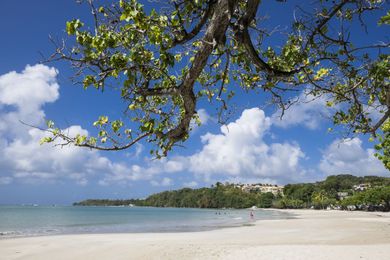 Four Last-Minute Fall Travel Ideas You Can Book Right Now