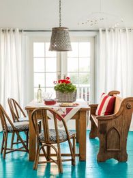 The Dos and Don'ts of Painting Wood Floors