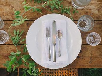 Everything You Need to Host the Most Awesome Housewarming Party