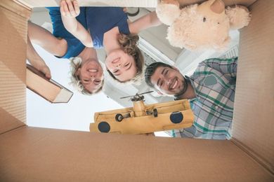 How to Travel and Move Long Distance with Children