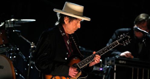 Why Bob Dylan Shouldn’t Have Gotten a Nobel