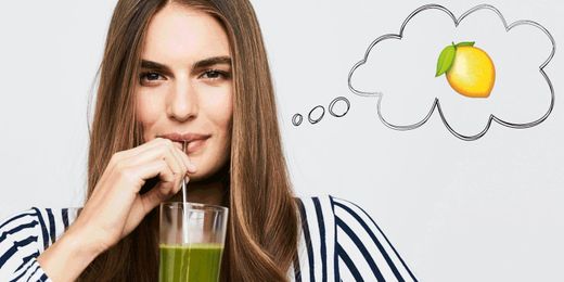 4 Fall Smoothies That Are Basically Makeovers In a Glass