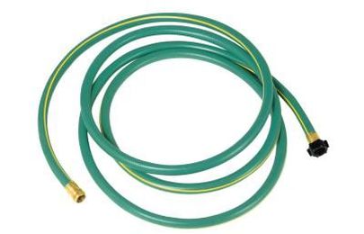 How to Prevent Water Spewing From the End of a Garden Hose