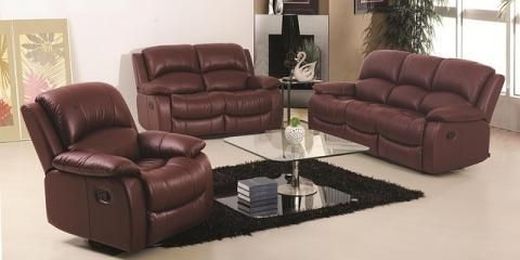 Learn the Key Differences Between Fabric & Leather Furniture