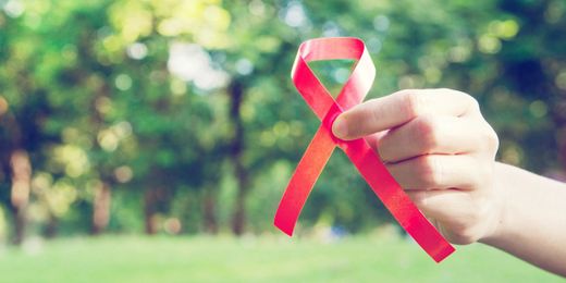 Should HIV Testing Be Offered At Schools?