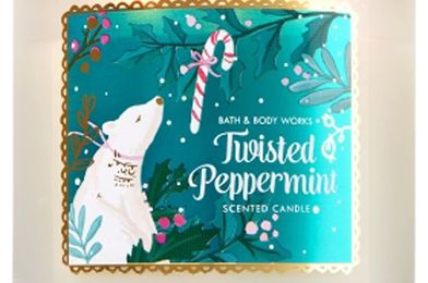 What Bath & Body Works Holiday Candle Scent Are You?