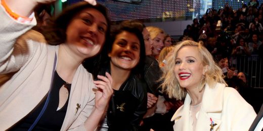 This Is Why Jennifer Lawrence Won't Take a Photo With You