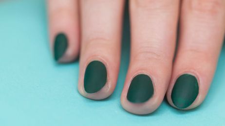 See you later, shiny nails! Here's how to try out the matte look