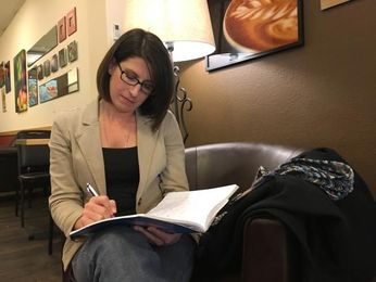 Loveland author Sharon Lipinski makes change a habit