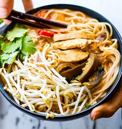 12 Ways to Turn a Rotisserie Chicken Into a Week's Worth of Meals