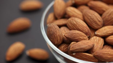 Almonds For Skinny Snackers? Yes, They Help Curb Your Appetite