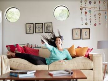 Bringing Back Wallpaper…In Moderation