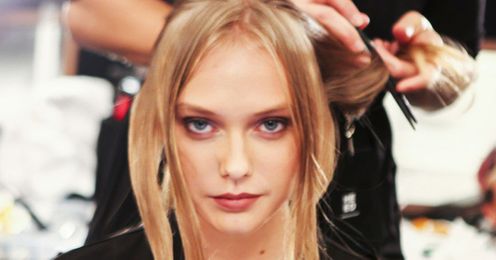 7 Habits That Are Actually Destroying Your Hair