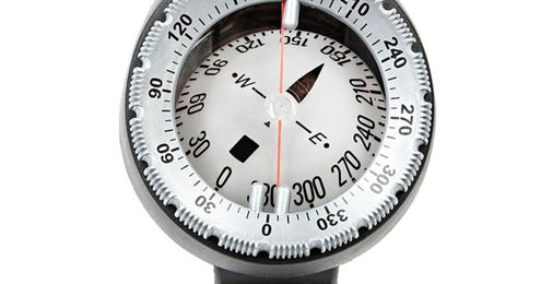 How to Use a Scuba Compass Underwater