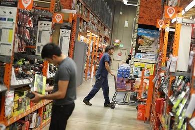 Not All Big Box Stores Are Dead: Wal-Mart, Home Depot Buck Shopping Slump