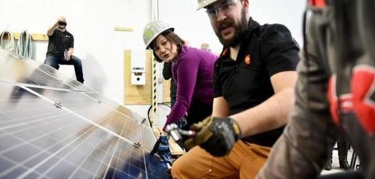 Alberta puts more weight behind solar power