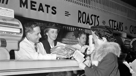 Before there was Bic for Her, there was the Oscar Mayer ham can for women