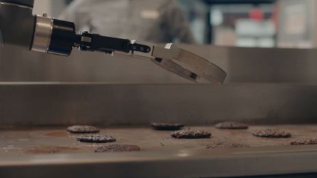 Robotic chefs are getting a little better (as long as you like fast food)