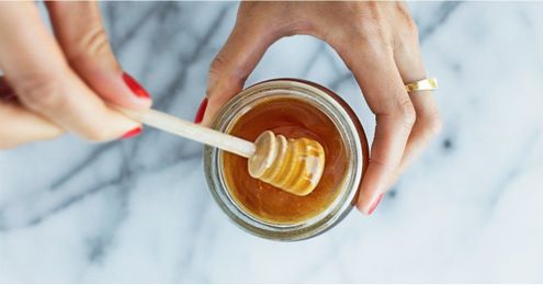 5 All-Natural DIYs That Prove Honey Is a Beauty Powerhouse