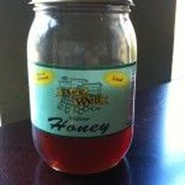 The Benefits of Local, Raw Honey