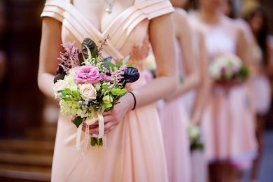 9 Things The Maid Of Honor Forgets To Do After The Ceremony (SheFinds)
