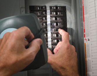 When to Replace Circuit Breakers