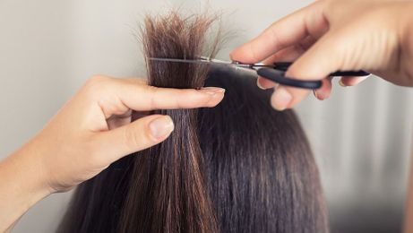 The Right Way To Get Rid Of Split Ends, According To Hairstylists (SheFinds)