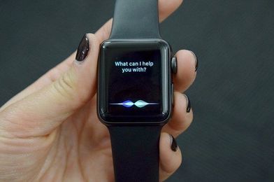 You Can Now Use Siri To Control Apple Watch Apps