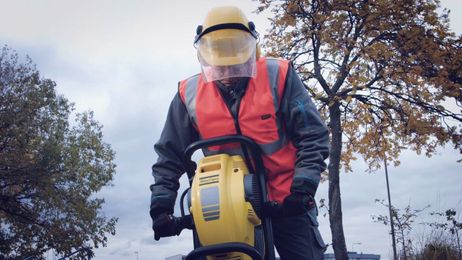 first petrol breaker with electronic fuel injection