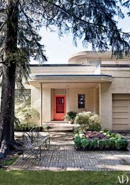 27 Front Doors That Stand Out