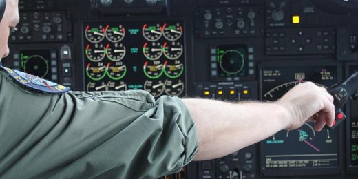 9 secrets pilots wish their passengers knew