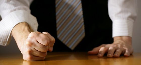 The 5 Biggest Problems Control Freaks Create for Themselves