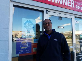 This Mechanic Will Fix Anyone’s Car For Free