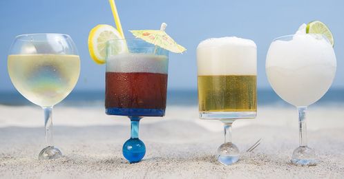 This Brilliant Wine Glass Will Change the way You Drink on the Beach