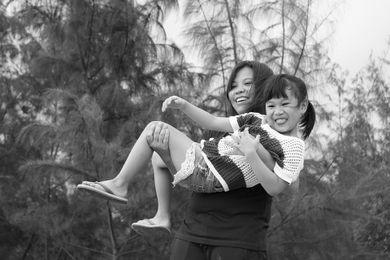 7 Signs You Have A Faith Your Kids Can "Catch"