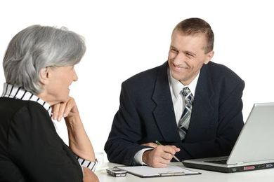 4 Reasons to Use an Elder Law Attorney for Medicaid Planning