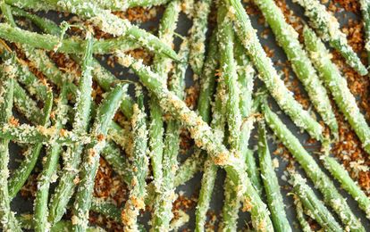 7 Healthy Snacks Under 200 Calories to Make This Weekend