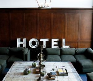 3 ways to get a luxury hotel for cheap