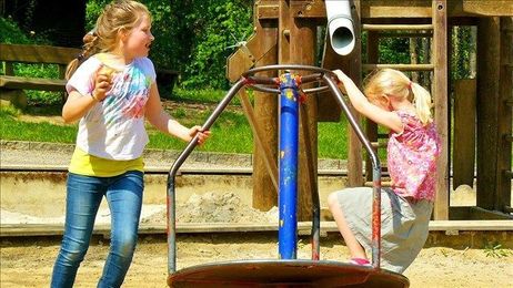 5 Gifts You Have Thanks to Your Sister