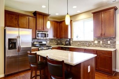 To Replace, Reface, or Refinish Your Kitchen Cabinets?