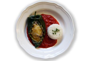 Irresistibly Easy Stuffed Chiles Rellenos That Are Actually Low-Cal!
