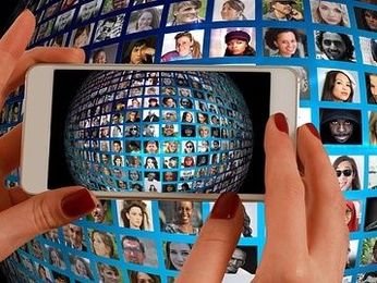 "Selfie centers" help support social learning