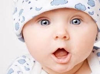 Can sitting or standing hurt a young baby’s bones?